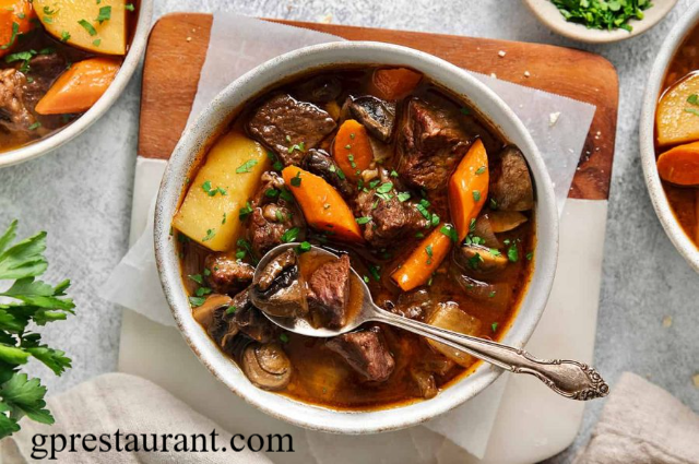 Menikmati Kelezatan Goulash ala Hungaria